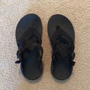 Women’s size 5 Chacos